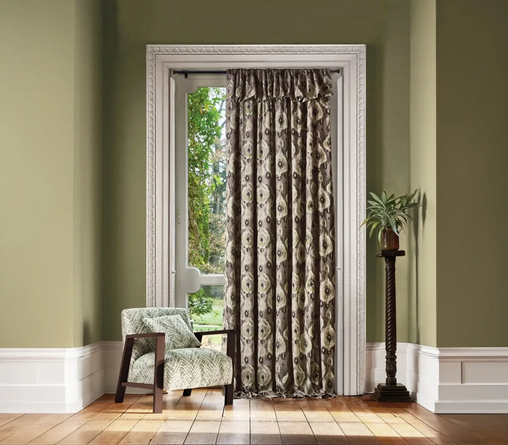 Closs & Hamblin Chichester